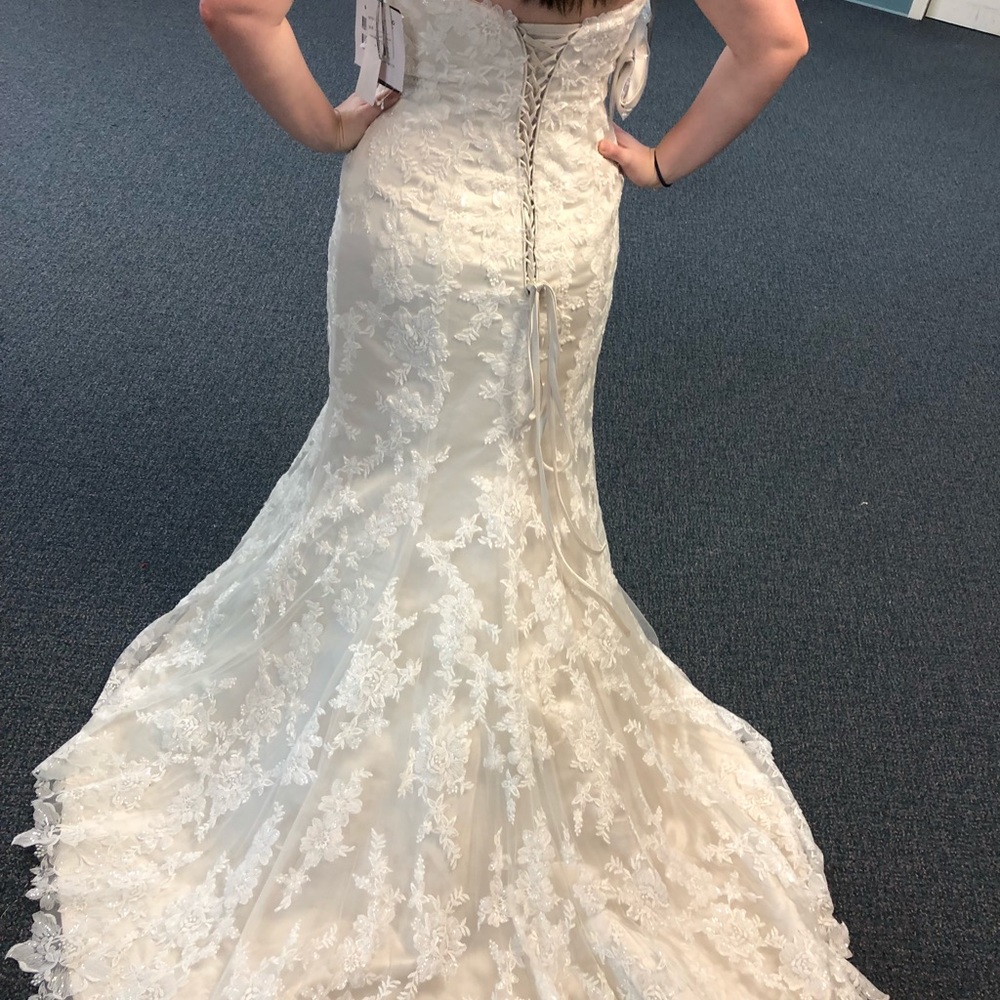 Allure wedding dress